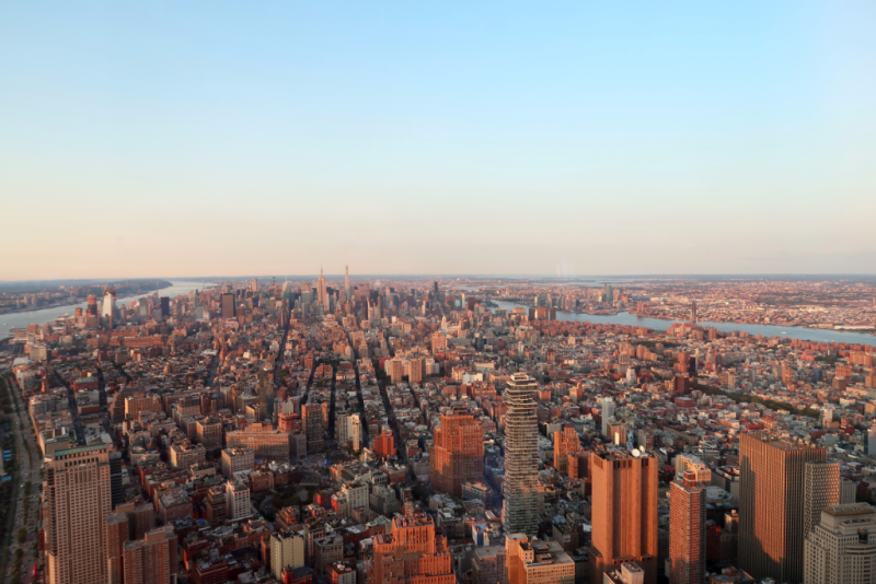 Blick auf Uptown Manhattan vom One World Observatory New York City
