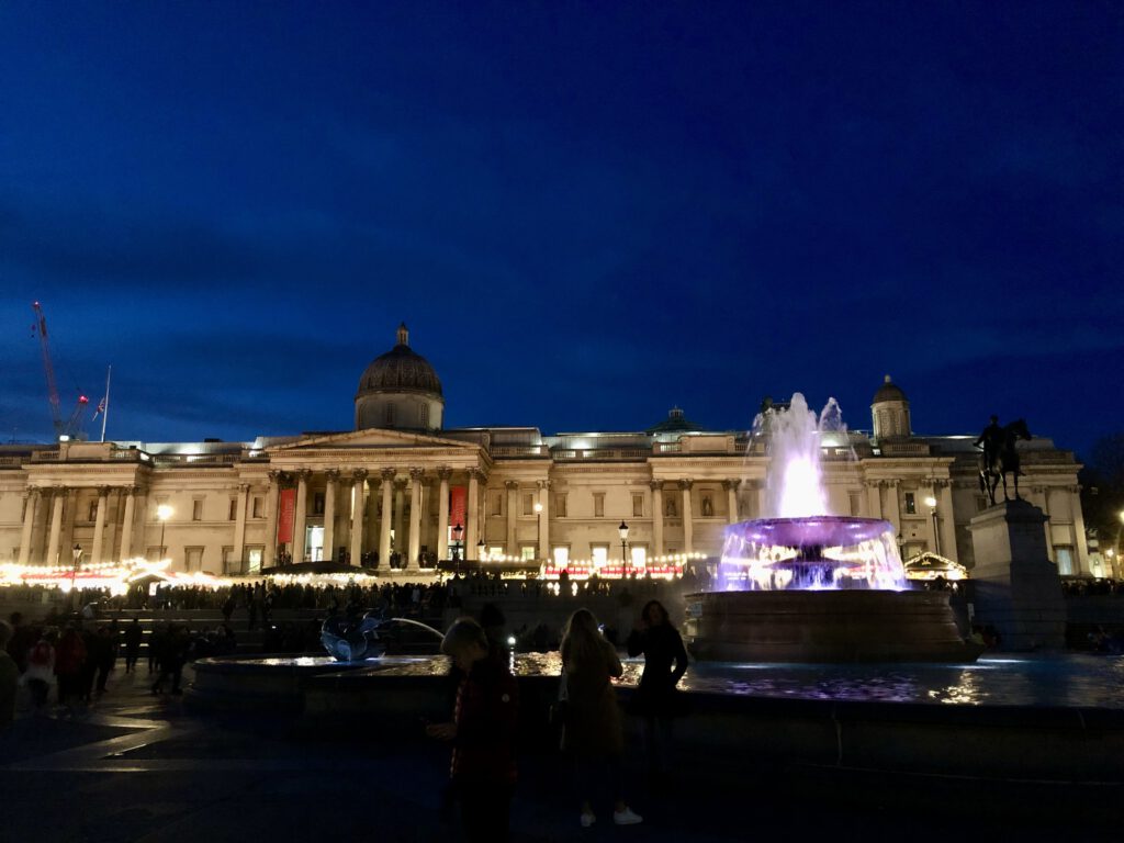 Weihnachtszeit in London Trafalgar Square