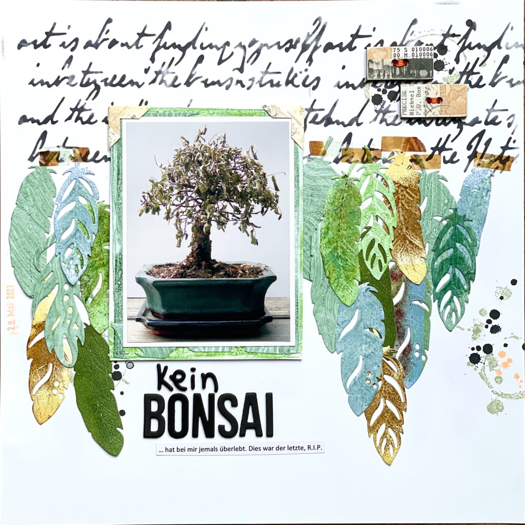 Scrapbooking Layout mit Federn Distress Embossing Glaze