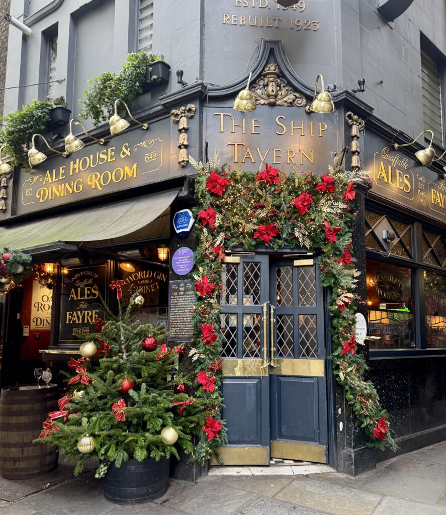 London Pubs zur Adventszeit