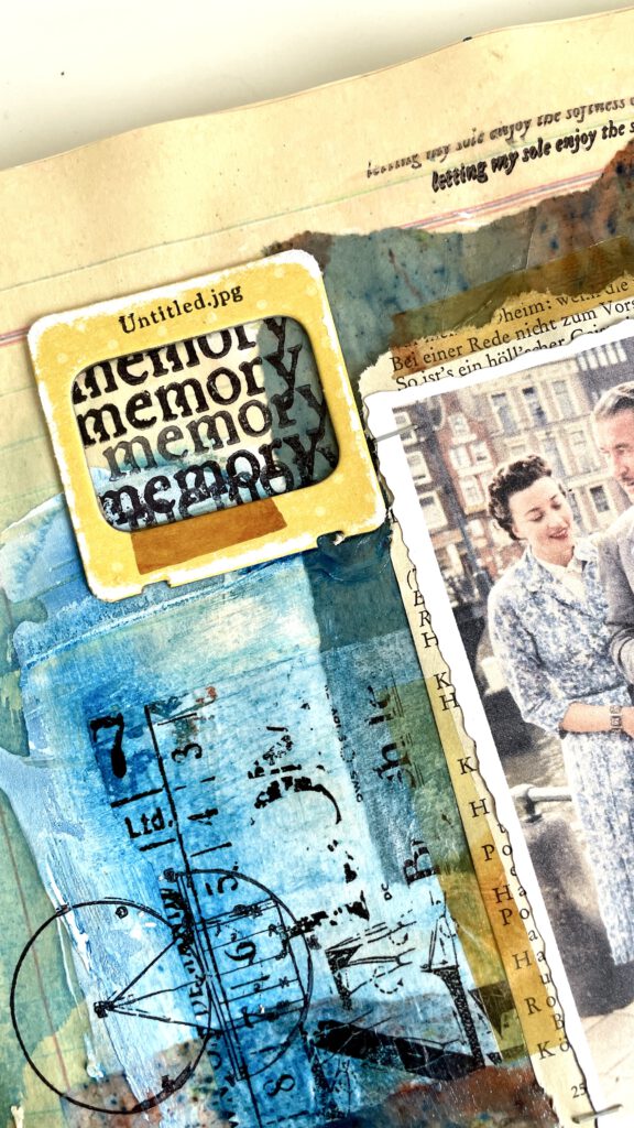 Art Journal mit Fotos Collage Stempel Dina Wakley