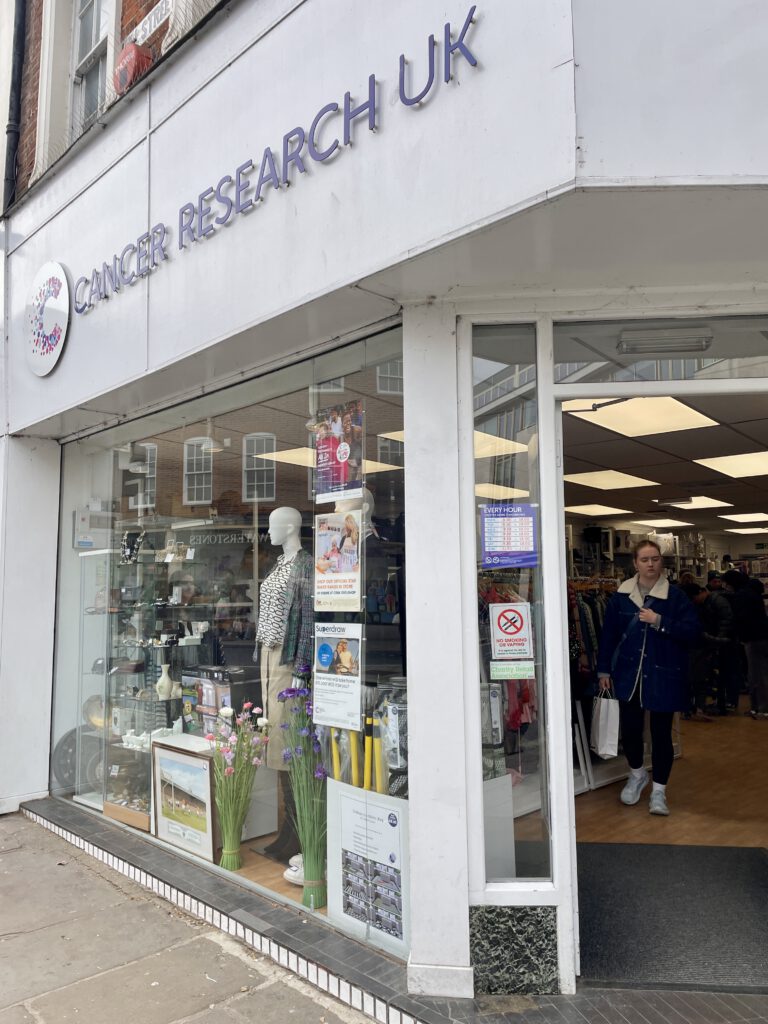 London Tipps Scrapimpulse Blog Charity Shop