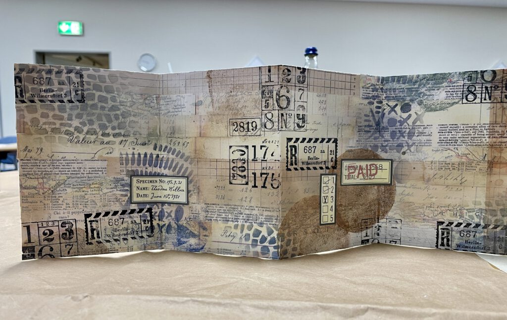 Mixed Media Masterboard Minibook Workshop