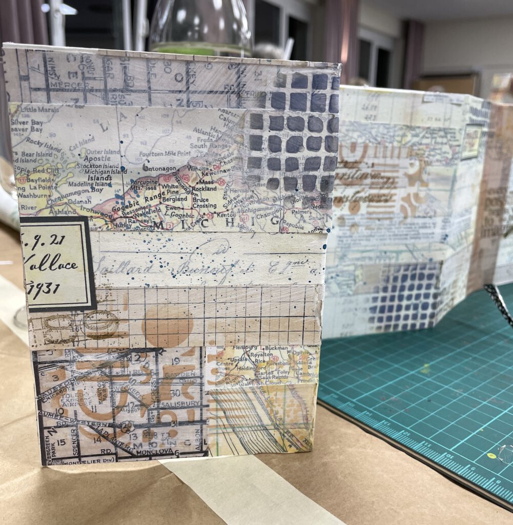 Mixed Media Masterboard Minibook Workshop