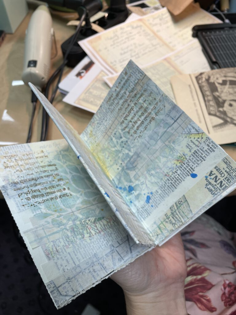 Mixed Media Masterboard Minibook Workshop