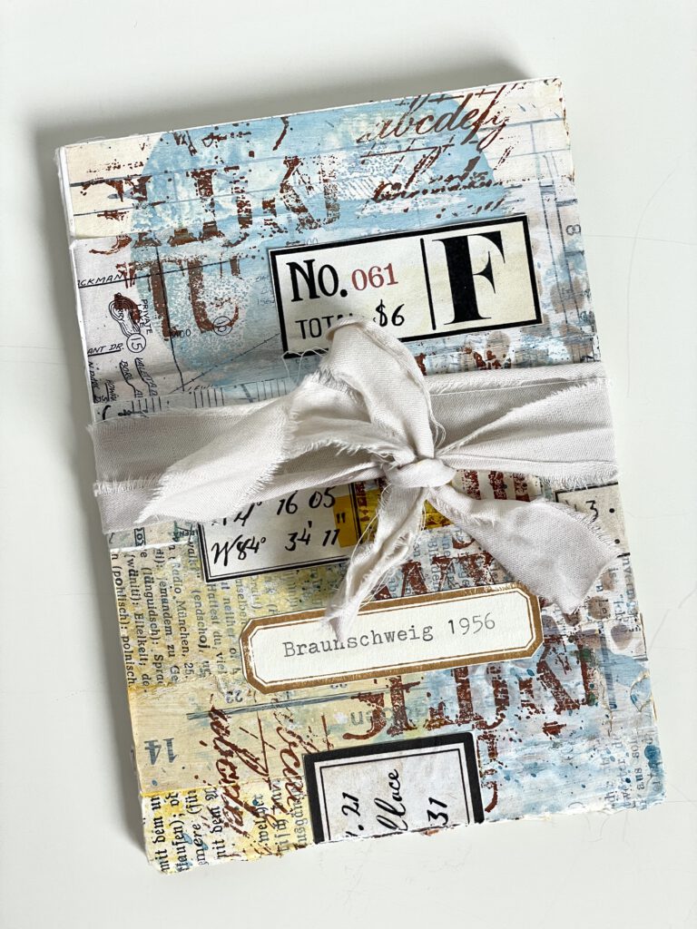 Collage Masterboard Minibook