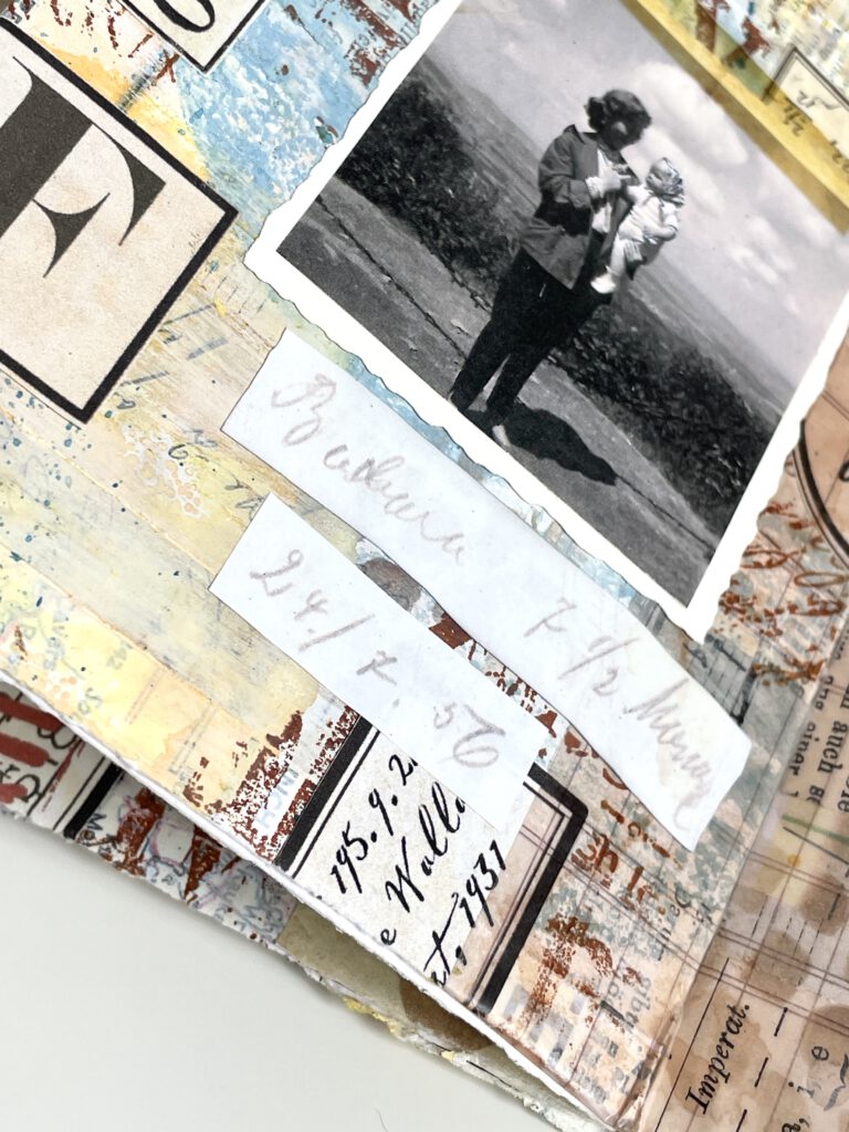 Collage Masterboard Minibook
